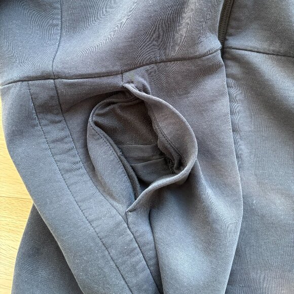 Lululemon Going Places Hooded Women's Black Jacket Size 6/8 - Picture 5 of 9